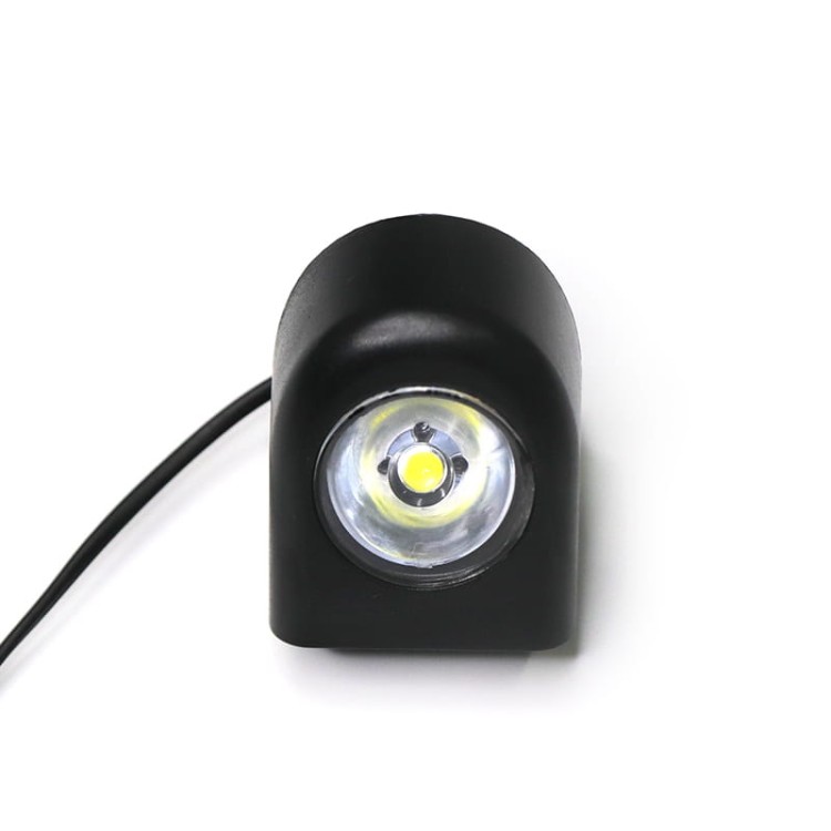 przednia-lampa-hulajnoga-Xiaomi.jpg