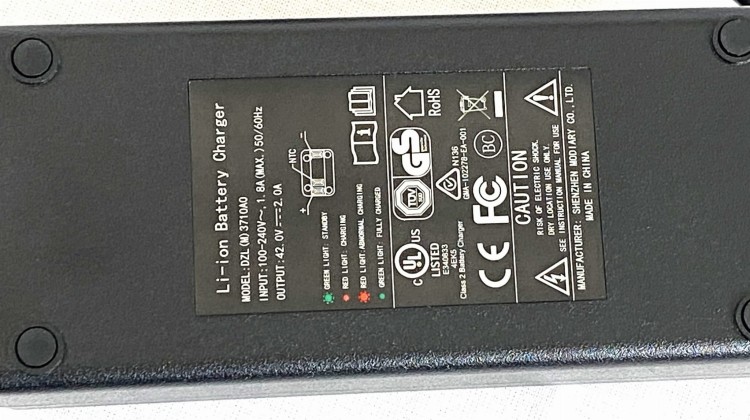 ladowarka-impulsowa-groove-36v-sim-jpg