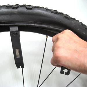 ŁYŻKI SUPER-B DO OPON POWLEKANE NYLONEM 3 SZT