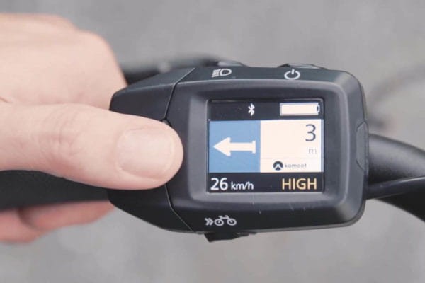 e-bike-panasonic-side-color-display-komoot.jpg