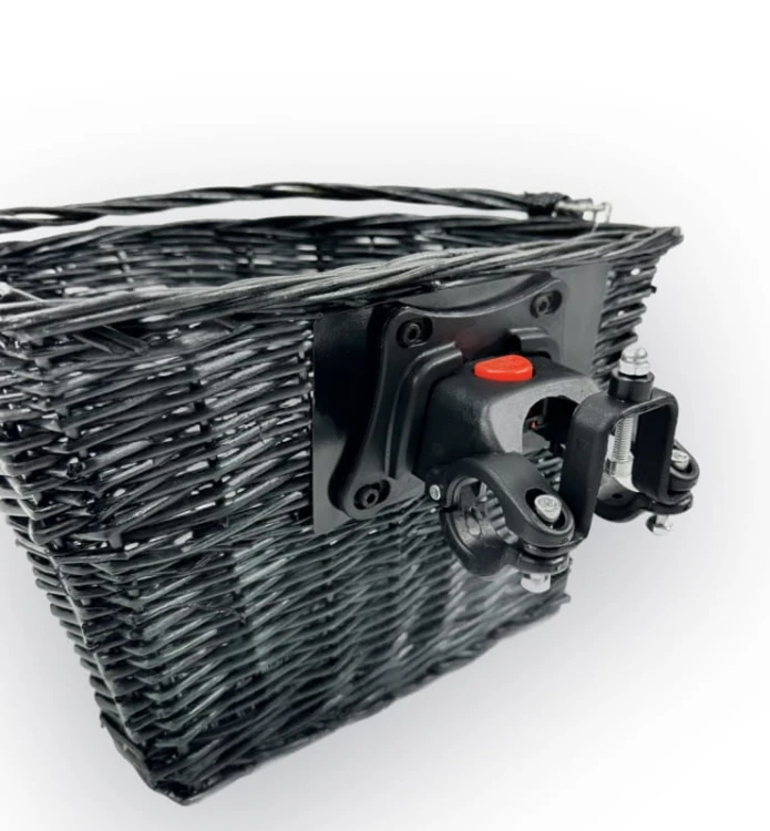 kosz-przedni0wiklinowy-na-click-czarny-sklepebike.pl.png