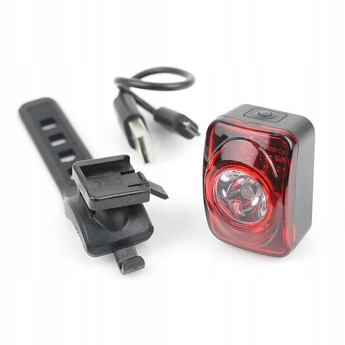 pol_pl_Lampa-rowerowa-tyl-JET-285R-Supernova-1R-65-lumenow-USB.jpg