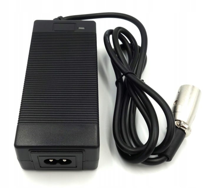 LADOWARKA-DO-ROWERU-ELEKTRYCZNEGO-do-akumulatora-24V-29-4V-WTYK-3PIN-Akumulator-litowo-jonowy.jpeg
