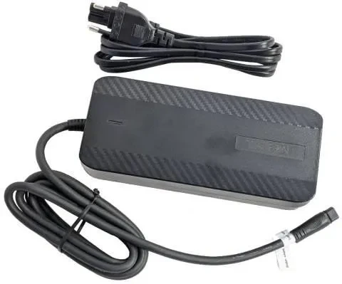 da3c49d5-5ce4-4d44-968b-8b717cd79897_i-bikepower-ladowarka-akumulatora-baterii-shimano-steps-darfon-36v-2a (1).webp
